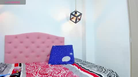 Snapshot of macarena_29 chatting on January 3, 10:40 pm macarena_29 online show from January 3, 10:40 pm