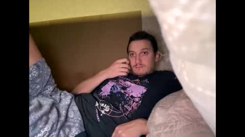 Snapshot of machine2291 chatting on November 8, 6:07 pm Tchia online show from November 8, 6:07 pm