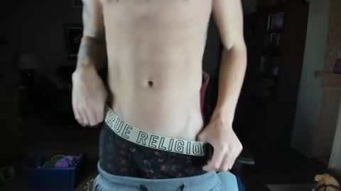 Snapshot of machinecumkelly69 chatting on January 18, 2:58 am machinecumkelly69 online show from January 18, 2:58 am