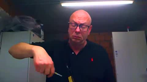 Andy online show from March 16, 5:39 pm