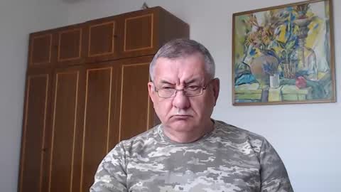 Macho online show from April 12, 2:33 pm