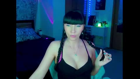 maciimayy online show from March 31, 11:49 pm