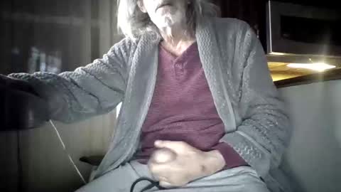 Snapshot of mack1960959307 chatting on February 22, 9:34 am Big mack 1 online show from February 22, 9:34 am