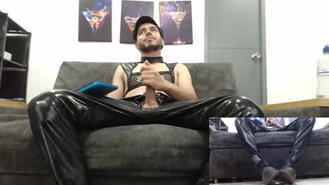 instagram mackdanielsx online show from October 29, 10:44 pm