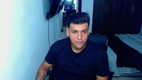Snapshot of mack_demon chatting on September 30, 12:26 am Mack online show from September 30, 12:26 am