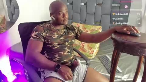 MACKBIG DICK im a damn dominant I like ATMs INSTAGRAM Edwinaragonc online show from May 16, 2:41 am