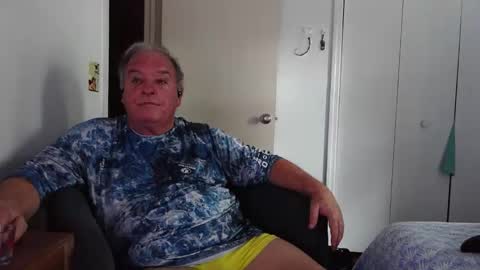 mackdocc001 online show from November 22, 6:18 pm