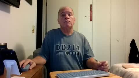 Snapshot of mackdocc001 chatting on August 3, 1:38 pm mackdocc001 online show from August 3, 1:38 pm
