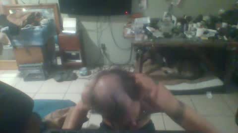 Snapshot of mackdog1369 chatting on December 28, 4:30 am mackdog1369 online show from December 28, 4:30 am