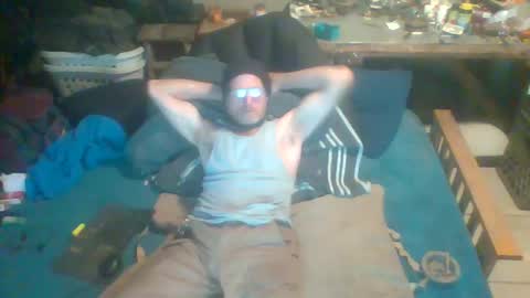 Snapshot of mackdog1369 chatting on January 22, 11:23 am mackdog1369 online show from January 22, 11:23 am