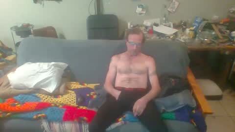 Snapshot of mackdog1369 chatting on February 10, 5:41 pm mackdog1369 online show from February 10, 5:41 pm