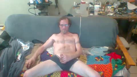 Snapshot of mackdog1369 chatting on February 15, 3:39 pm mackdog1369 online show from February 15, 3:39 pm