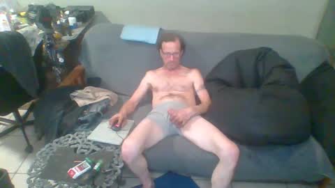 Snapshot of mackdog1369 chatting on February 27, 6:53 pm mackdog1369 online show from February 27, 6:53 pm