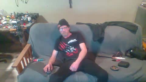 Snapshot of mackdog1369 chatting on March 6, 7:25 am mackdog1369 online show from March 6, 7:25 am