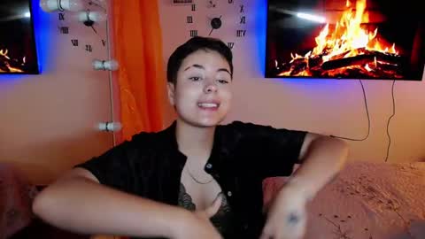 MACKENZIE CAMERON online show from March 3, 4:24 pm