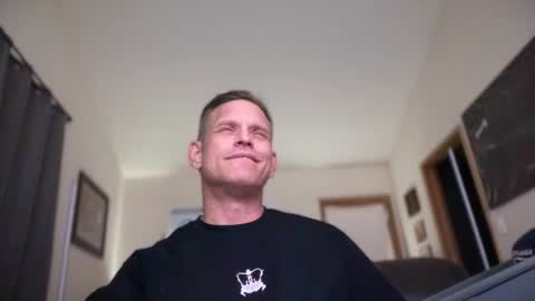 MackinCaliAllDay online show from August 6, 1:02 pm
