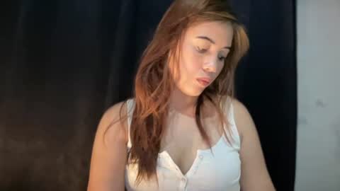 Snapshot of macycollinx chatting on July 19, 4:38 am Maceey online show from July 19, 4:38 am