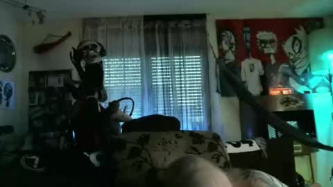 Snapshot of mad_dem0n chatting on March 2, 6:27 am Manuel online show from March 2, 6:27 am