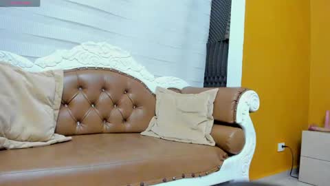 Madame Carla  online show from April 15, 12:23 pm