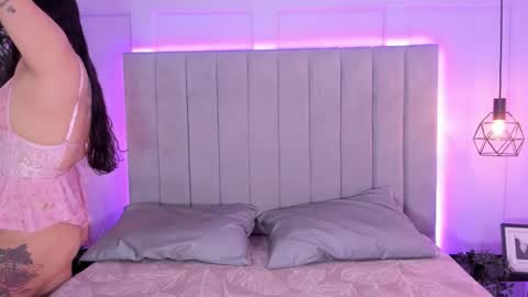 Maddie online show from February 20, 1:22 pm