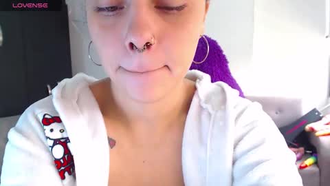 maddiie and clyde online show from March 26, 2:55 pm