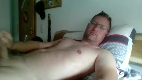 Snapshot of maddin8891 chatting on September 22, 11:45 am Maddin online show from September 22, 11:45 am