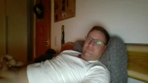 Snapshot of maddin8891 chatting on November 2, 6:43 pm Maddin online show from November 2, 6:43 pm