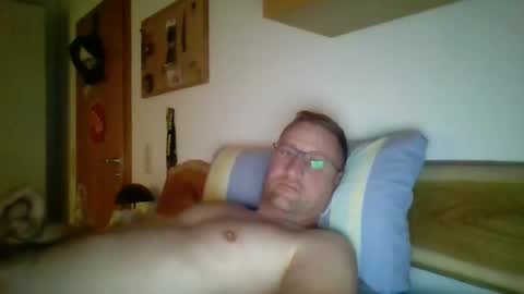 Snapshot of maddin8891 chatting on November 20, 6:51 pm Maddin online show from November 20, 6:51 pm