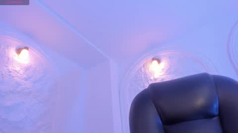 Maddison online show from December 5, 4:21 am