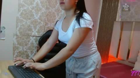 Snapshot of maddisson_tay chatting on April 30, 11:49 am maddisson_tay online show from April 30, 11:49 am