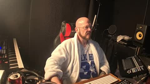 Snapshot of maddox840 chatting on May 24, 8:30 am maddox840 online show from May 24, 8:30 am