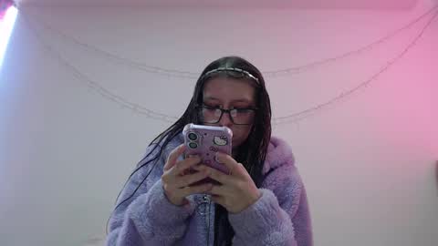 Maddy UwU online show from January 16, 4:11 pm