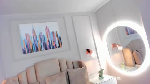 Maddy  online show from October 1, 6:47 pm