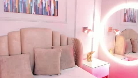 Maddy  online show from March 17, 7:06 pm