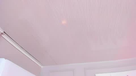 Maddy  online show from April 8, 6:30 pm