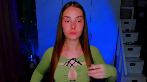 Snapshot of maddy_gate chatting on July 14, 8:25 pm maddy_gate online show from July 14, 8:25 pm