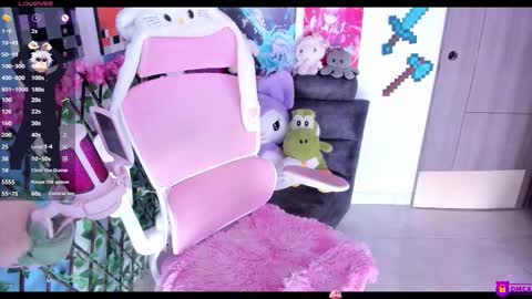 Maddy Foox online show from March 7, 9:45 pm