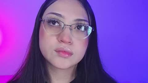 Snapshot of maddyghost chatting on September 29, 6:13 pm Please followme and rate me your thumbs up online show from September 29, 6:13 pm