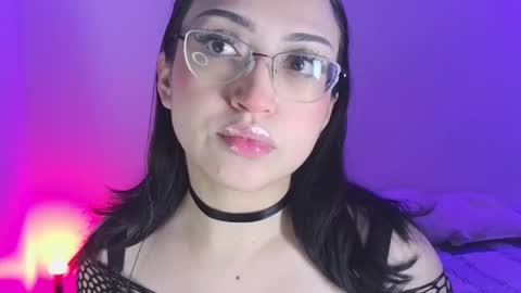 Snapshot of maddyghost chatting on October 1, 7:09 pm Please followme and rate me your thumbs up online show from October 1, 7:09 pm