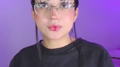   Please followme and rate me your thumbs up online show from December 2, 10:05 pm