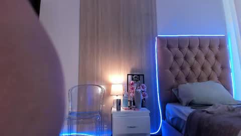 Maddyluxe online show from April 11, 9:08 pm