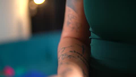 Maddy online show from January 15, 9:25 am