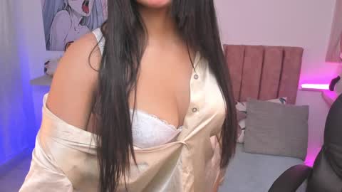 Snapshot of maddyy_sweet1 chatting on January 8, 2:57 am Maddy online show from January 8, 2:57 am