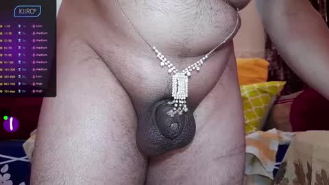 made4licking online show from April 8, 9:42 am