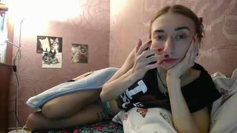 Snapshot of made_x_heaven chatting on December 3, 10:50 am Julia online show from December 3, 10:50 am