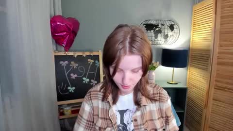 madelaines online show from November 5, 9:20 am