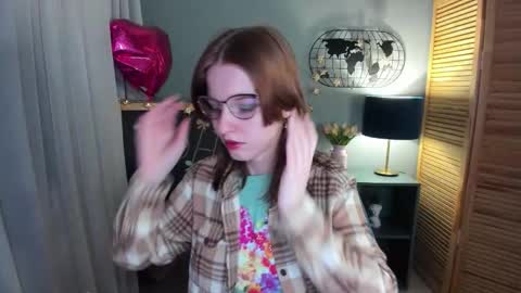 madelaines online show from November 6, 9:10 am