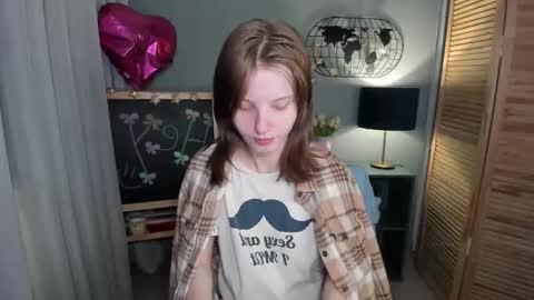 madelaines online show from November 11, 10:48 am