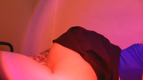 Snapshot of mademoiselle_mystique chatting on October 5, 9:56 pm mademoiselle_mystique online show from October 5, 9:56 pm