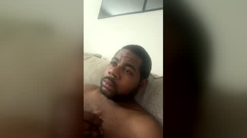 Snapshot of mademoney313 chatting on May 22, 9:42 pm mademoney313 online show from May 22, 9:42 pm
